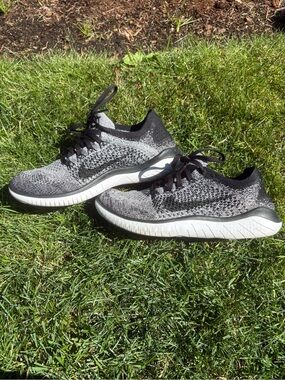 Nike Flyknit Running Sneakers, size7